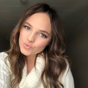 Meet your Posher, Breanna